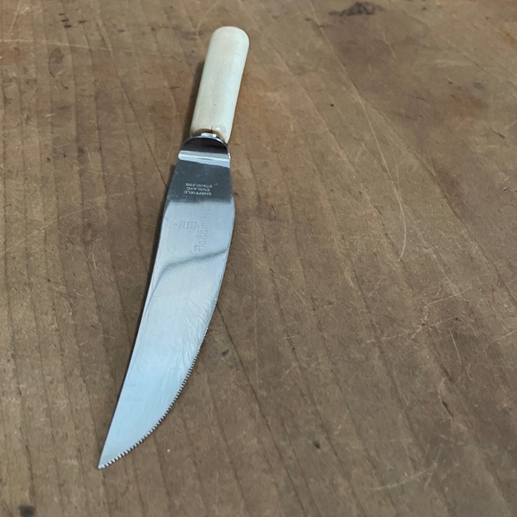 Haddon Hall Sheffield England  Cream Handled Knife - Picture 15 of 16